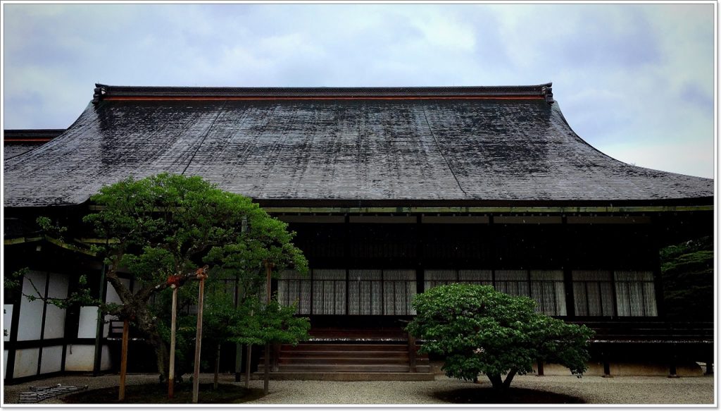 sento-imperial-palace-03