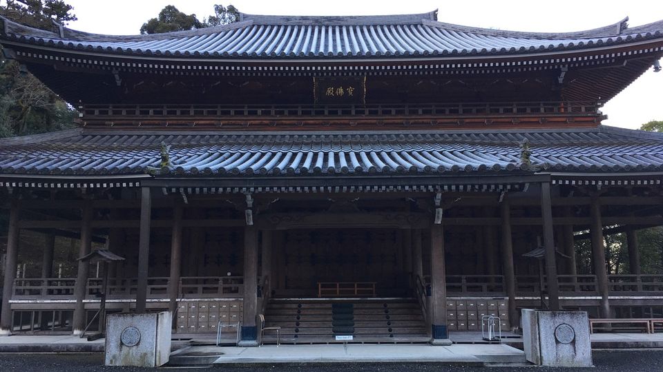 Hobutsu-den hall of Chion-in