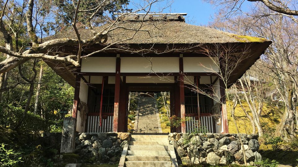 常寂光寺の仁王門(Nio-mon gate of Jojakko-ji Temple)